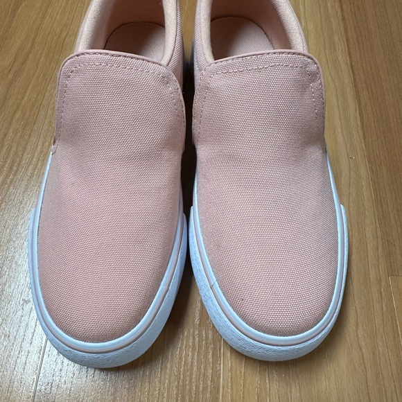 Nike size 6 pink slip on - Picture 4 of 6